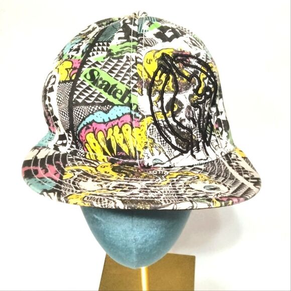 Skateboarder Magazine Graffiti Printed Hat Cap Sz L / XL Age 14 & up Fitted 2010 - Picture 1 of 12